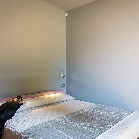 Sleeps 6 Pool Air Con Wifi Willa Ossuccio